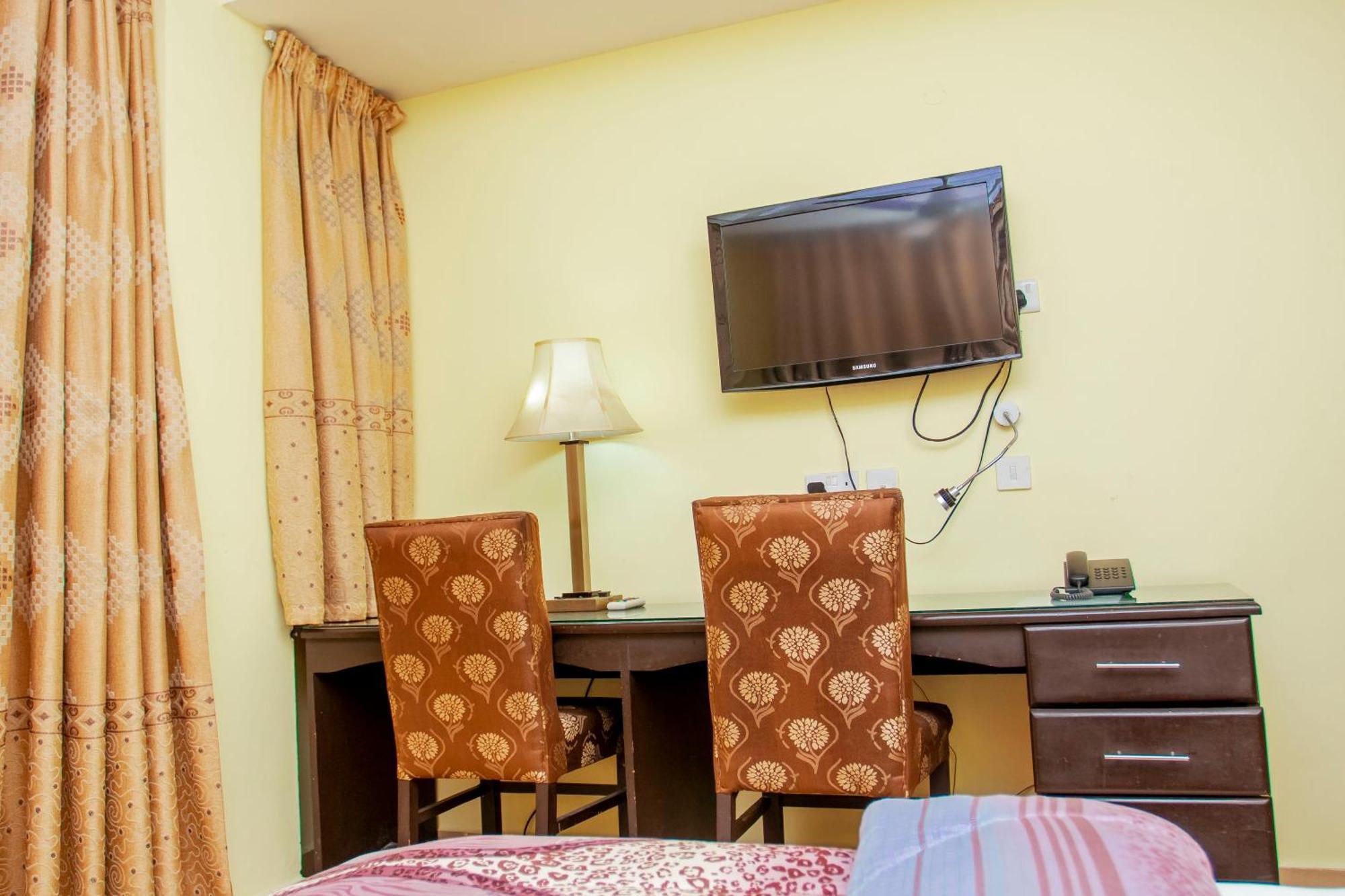 Sleep Inn Hotel - Kariakoo Дар-ес-Салам Екстер'єр фото
